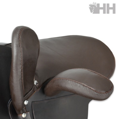 Sela de equitação em couro castanho escuro com acolchoamento