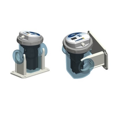 Dois contadores de água em suportes metálicos