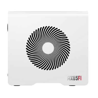 Computador compacto branco com padrão circular preto e texto MAG5 FI