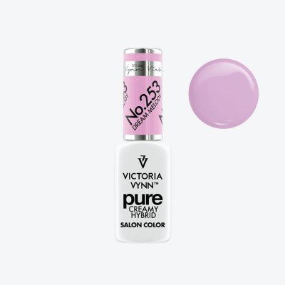 Frasco de esmalte Victoria Vynn Pure Creamy Hybrid com cor lilás pastel e amostra da cor