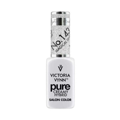 Verniz de unhas Victoria Vynn cor branca com tampa prateada e texto impresso