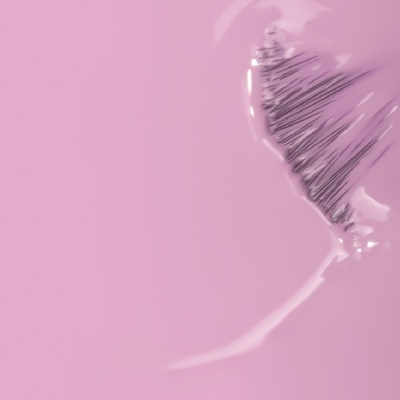Textura líquida rosa com área espelhada e linhas pretas.