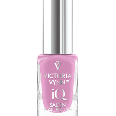 Frasco de esmalte de unhas rosa claro com tampa prateada e texto impresso