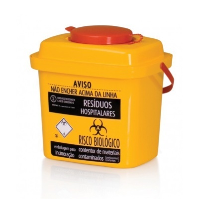 Recipiente amarelo para resíduos hospitalares com tampa vermelha e aviso de risco biológico