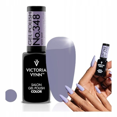 Frasco de verniz gel lilás Victoria Vynn com unhas pintadas da mesma cor