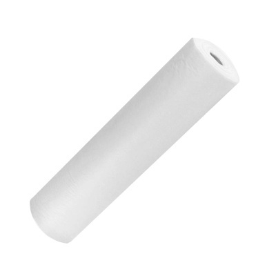 Rolo branco de papel ou tecido com núcleo oco no centro