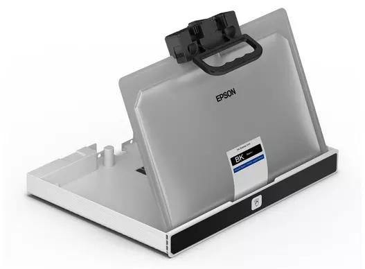 Impressora ou scanner Epson cinza claro com etiqueta BK sobre base branca