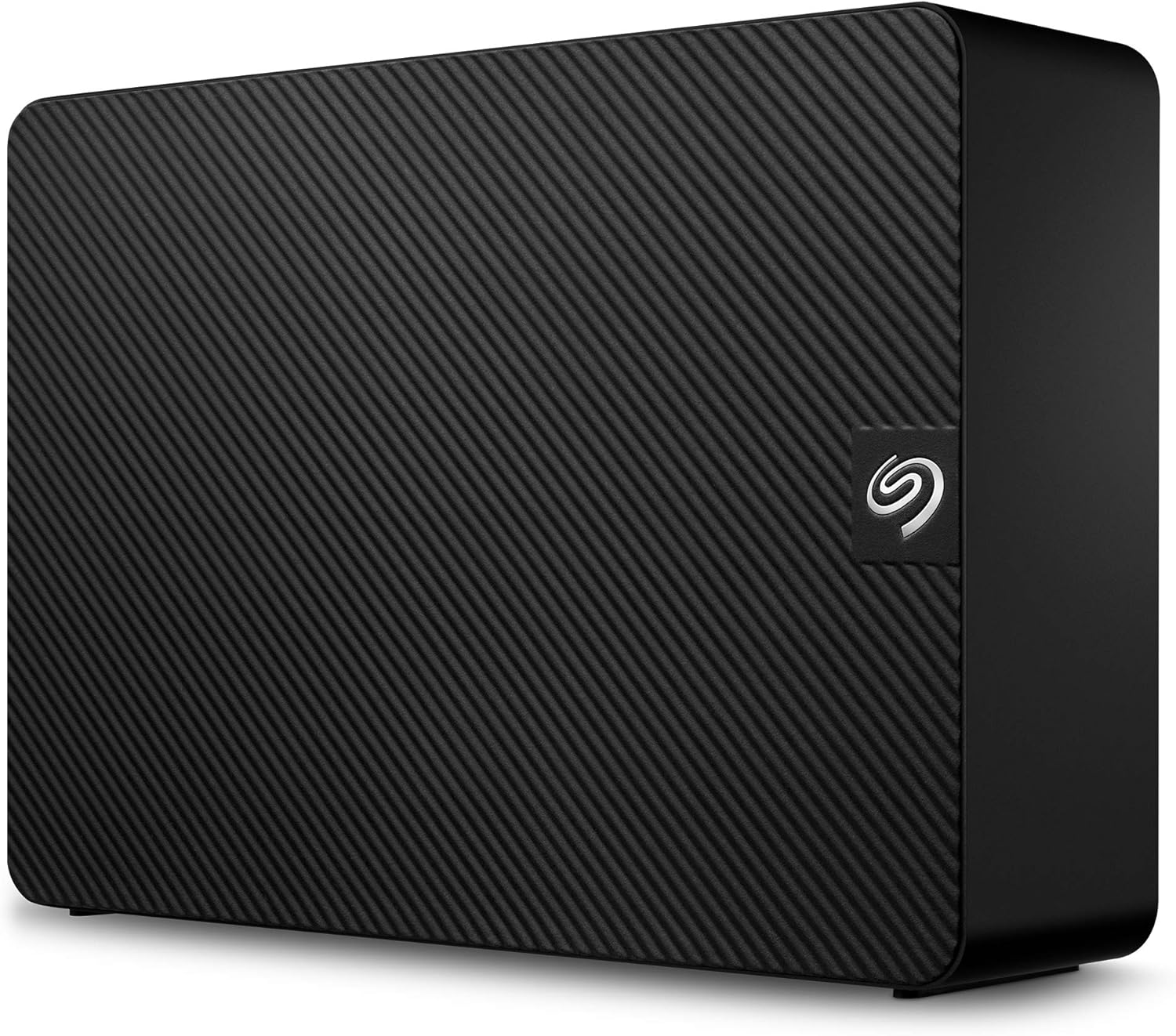Disco rígido externo Seagate preto com textura diagonal e logótipo