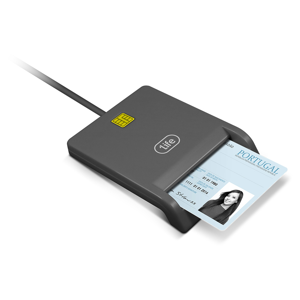 Leitor de cartões inteligente preto com cartão de cidadão português