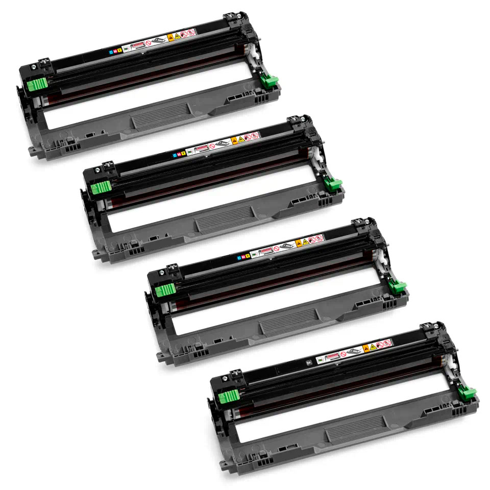 Quatro cartuchos de toner preto com partes verdes e etiquetas coloridas