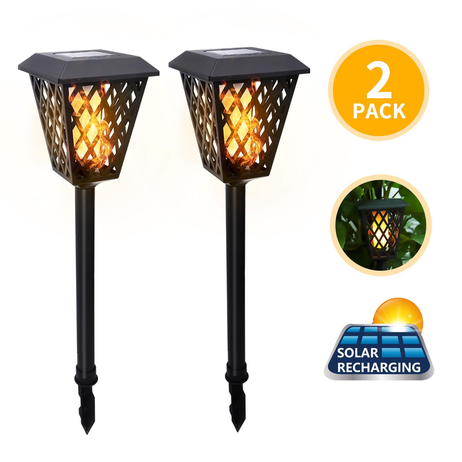 Duas luzes solares para jardim pretas com efeito de chama