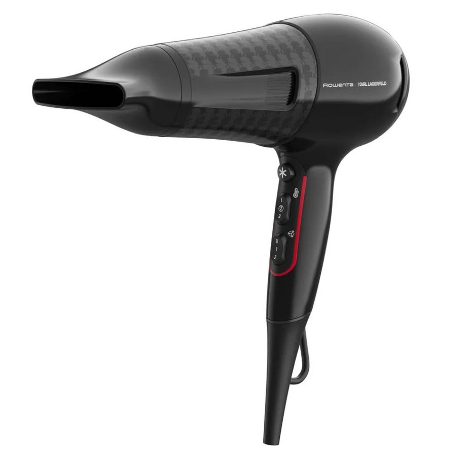 Secador de cabelo preto com detalhes em padrão carbono e texto branco Rowenta Karl Lagerfeld