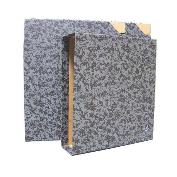 Pastas de arquivo cinza e preto em cartão rígido