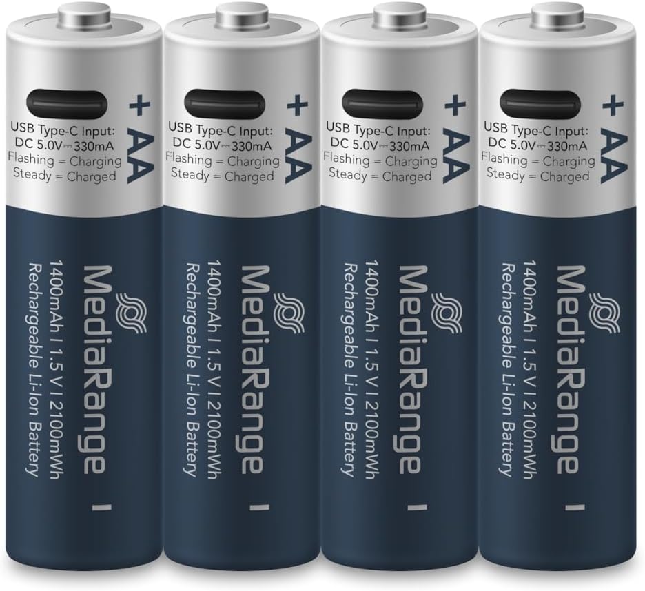 Quatro pilhas recarregáveis MediaRange AA azul e prata com indicação de carga USB Type-C.