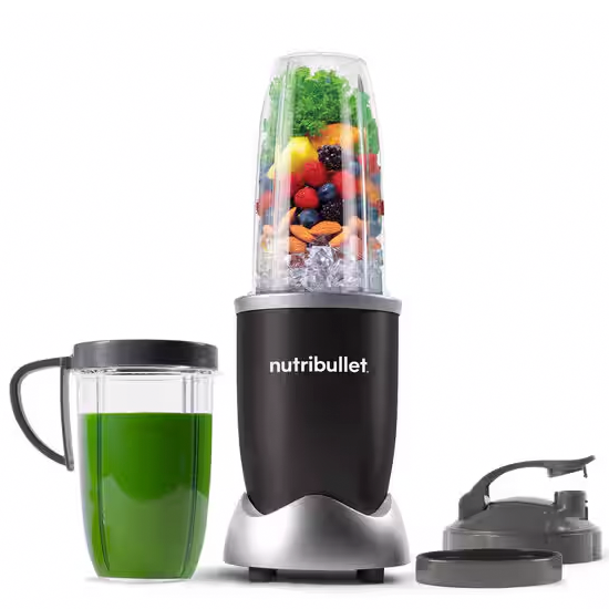 Conjunto Nutribullet com liquidificador e copos transparentes cheio de frutas e verde