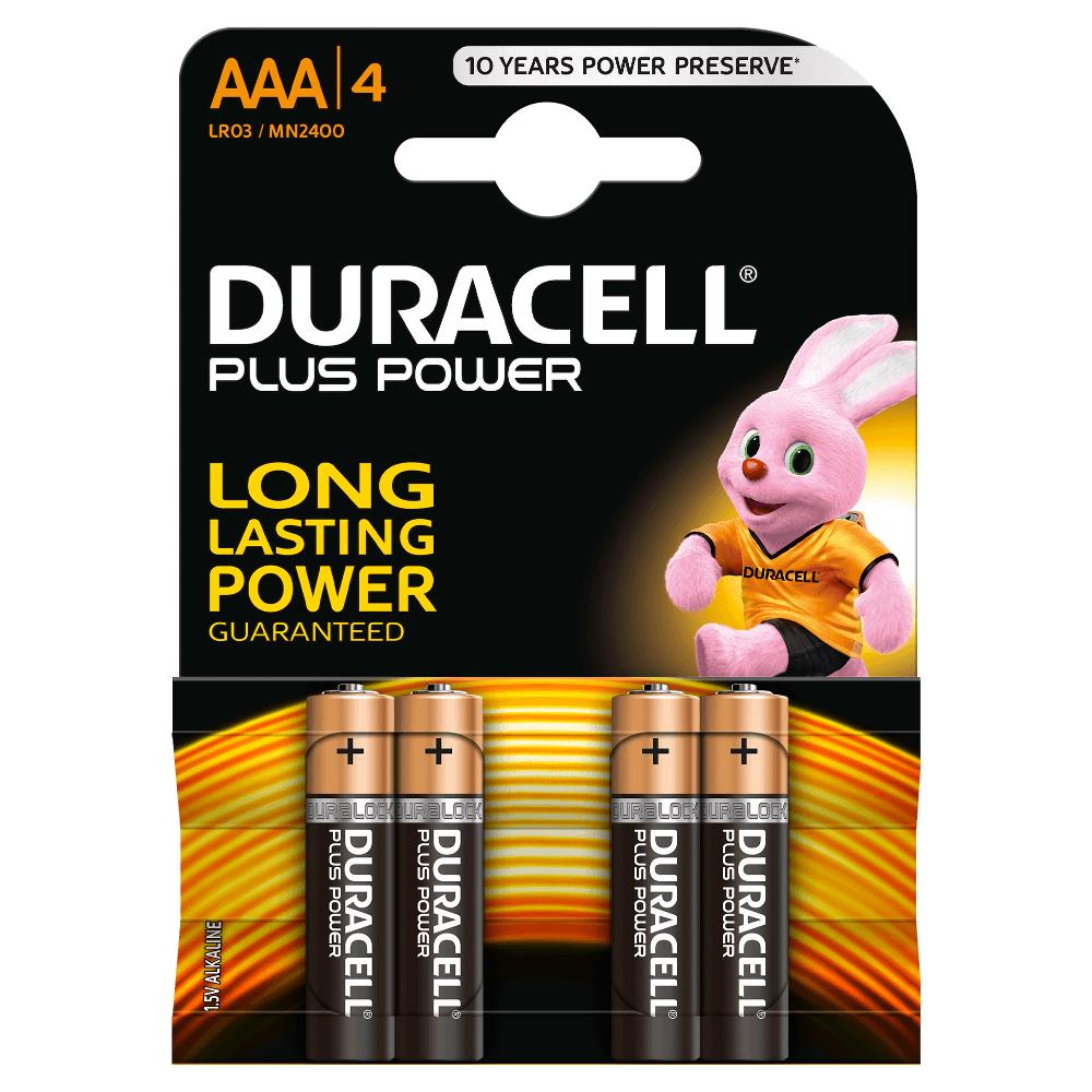 Embalagem de 4 pilhas AAA Duracell Plus Power com coelho rosa e texto promocional