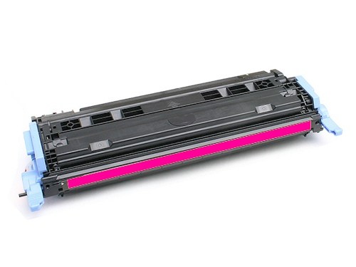 Cartucho de toner preto com detalhes azuis e faixa magenta