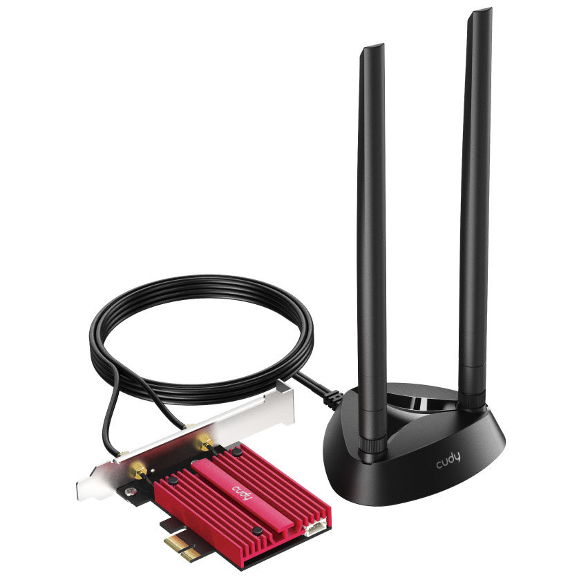 Placa de rede com dissipador vermelho, duas antenas pretas e cabo, marca cudy