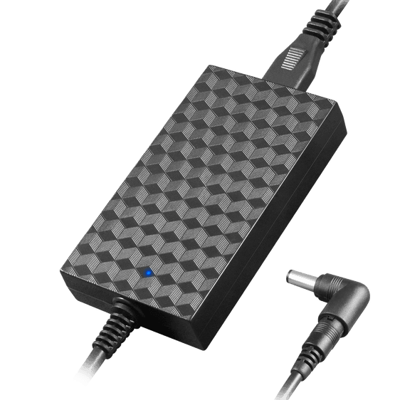 Carregador preto com padrão geométrico e cabo com conector em ângulo