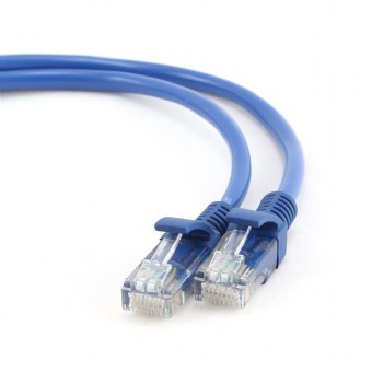 Cabo de rede azul com conectores RJ45