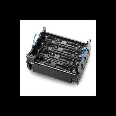 Unidades de toner para impressora de várias cores sobre fundo branco