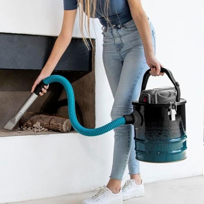 aspirador para cinzas preto e azul com mangueira azul