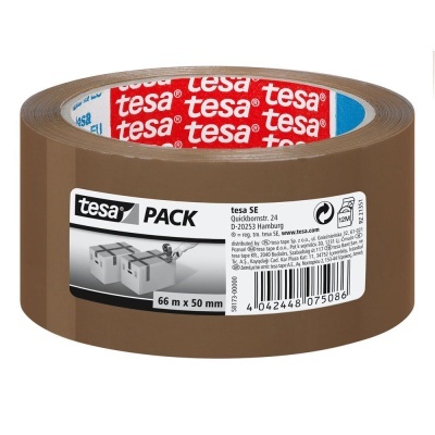 Rolo de fita adesiva castanha para embalagem tesa com etiqueta e código de barras.