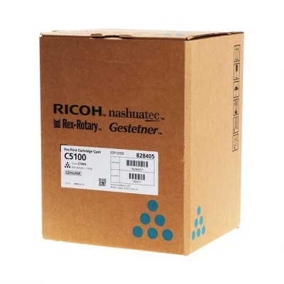 Caixa de cartão castanha com texto e etiquetas contendo cartucho de impressão Ricoh C5100 ciano