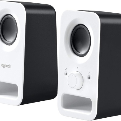 Par de colunas de som Logitech preto e branco com controle de volume