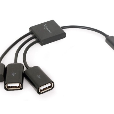Cabo adaptador USB preto com várias conexões
