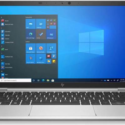 Computador portátil HP prateado com teclado preto e ecrã do Windows 10