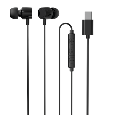 Auriculares pretos com cabo e controlo de volume USB C