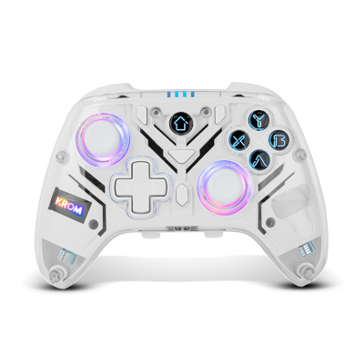 Comando de videojogo transparente com botões iluminados e etiqueta KROM