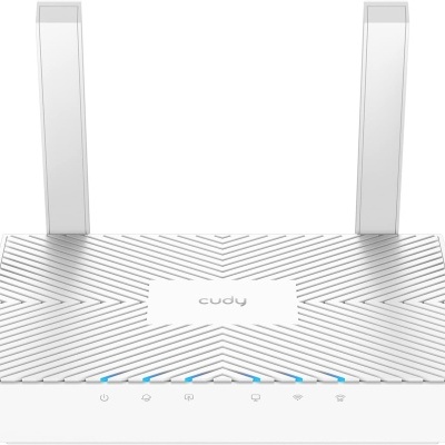 Router wireless branco da marca cudy com quatro antenas verticais e indicadores LED azuis