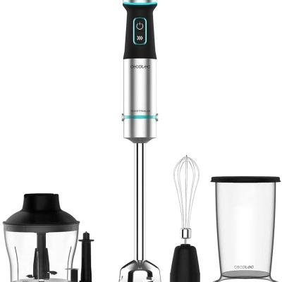 Conjunto de varinha mágica Cecotec Power Titanium com acessórios em fundo branco