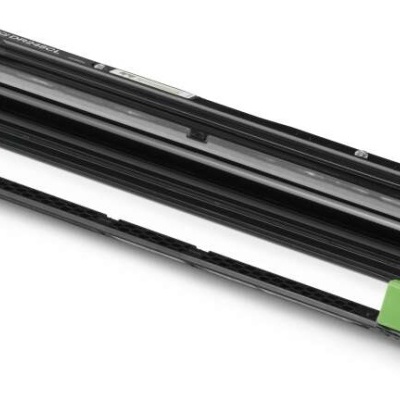 Tambor de impressora preto com detalhes verdes e brancos sobre fundo branco