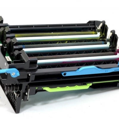 Suporte plástico para cartuchos de toner de impressora multicolor