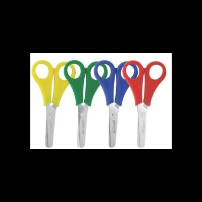 Quatro tesouras de escola coloridas com cabos de plástico e lâminas metálicas