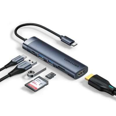 Adaptador USB-C com várias portas e acessórios eletrónicos