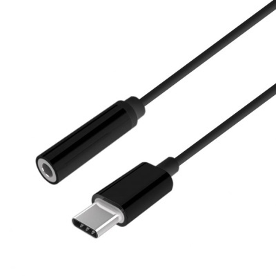 Cabo adaptador USB-C preto com entrada para jack de áudio