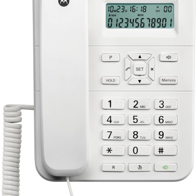 Telefone fixo branco Motorola com visor digital e teclado numérico.