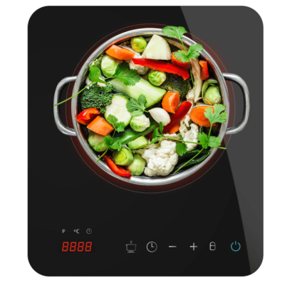 Placa de indução preta com tacho de inox e legumes coloridos