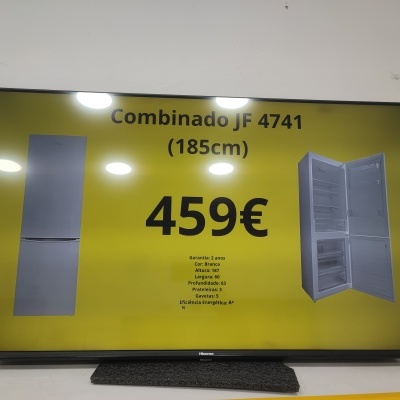 Cartaz amarelo com oferta de frigorífico Combinado IF 4741 a 459€ e imagens do aparelho fechado e aberto.