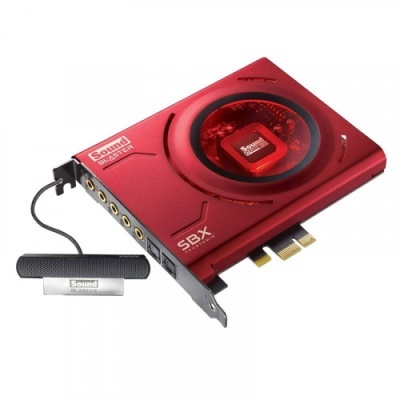 Placa de som PCI Express vermelha com microfone preto