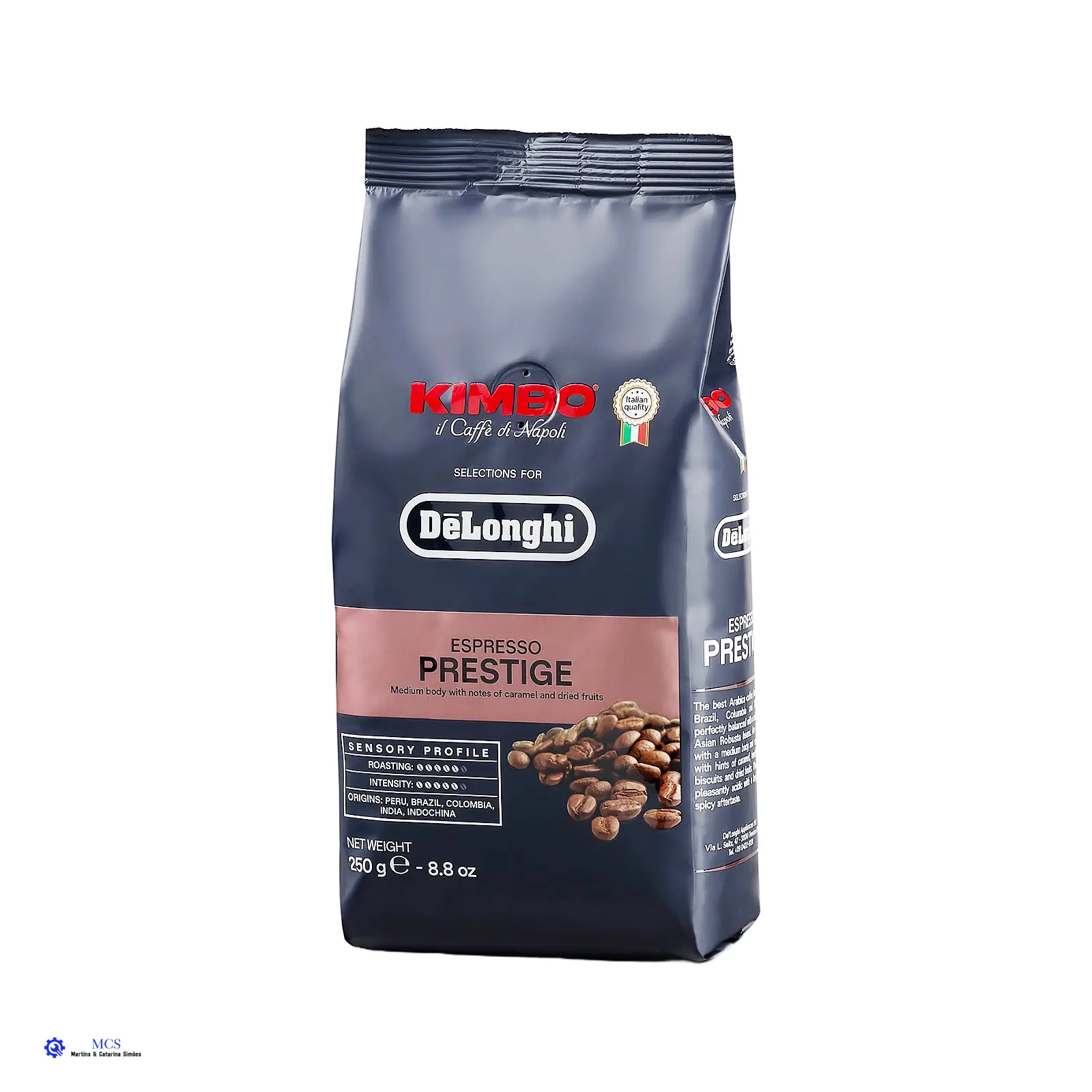 Café em Grão De’Longhi Kimbo Prestige – Blend 65% Arabica Pacote de café espresso Kimbo DeLonghi Prestige azul escuro com faixa rosa e grãos de café