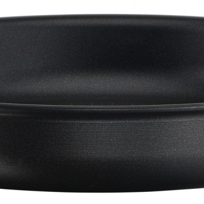 Frigideira preta redonda de metal