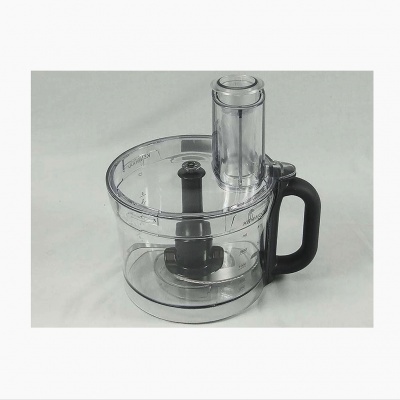 Recipiente transparente para processador de alimentos com pega preta e tampa transparente