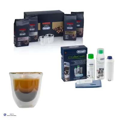 Conjunto de café Kimbo para DeLonghi com chávenas e kit de manutenção em fundo branco