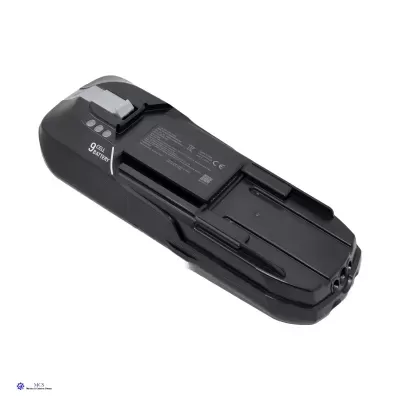 Bateria preta para bicicleta elétrica com texto branco e adesivo técnico