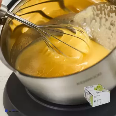 Batedor metálico e recipiente de aço inoxidável KENWOOD com mistura amarela